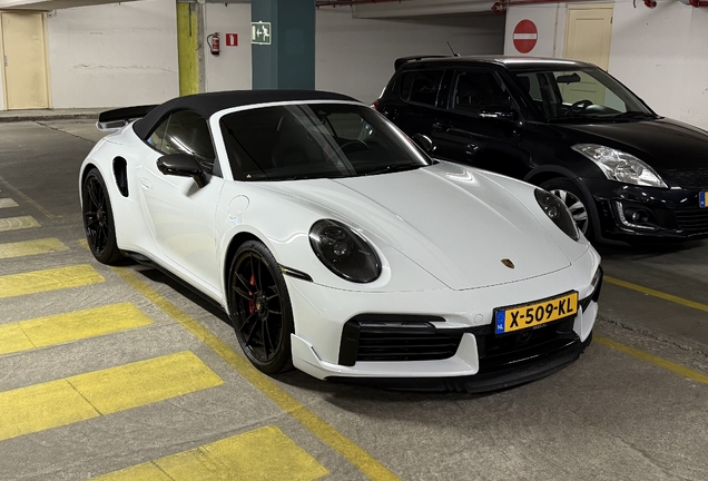 Porsche 992 Turbo Cabriolet
