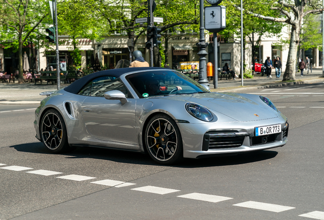 Porsche 992 Turbo S Cabriolet