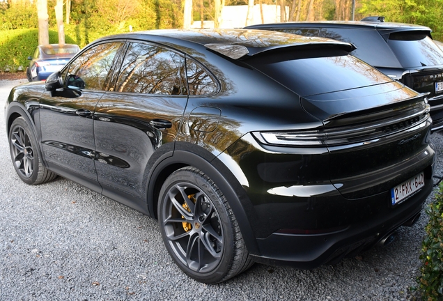 Porsche Cayenne Coupé Turbo E-Hybrid