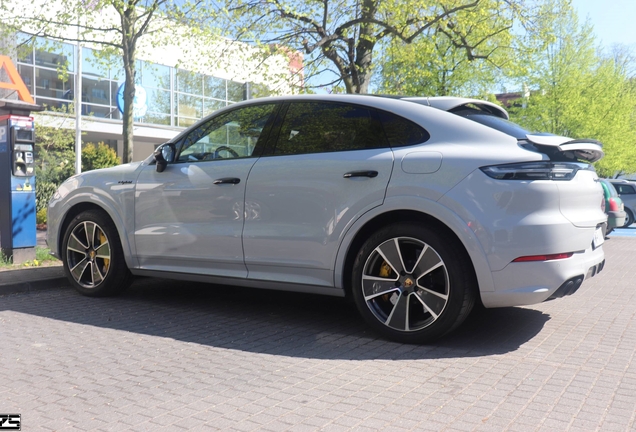 Porsche Cayenne Coupé Turbo S E-Hybrid