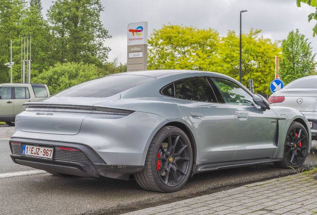 Porsche Taycan GTS