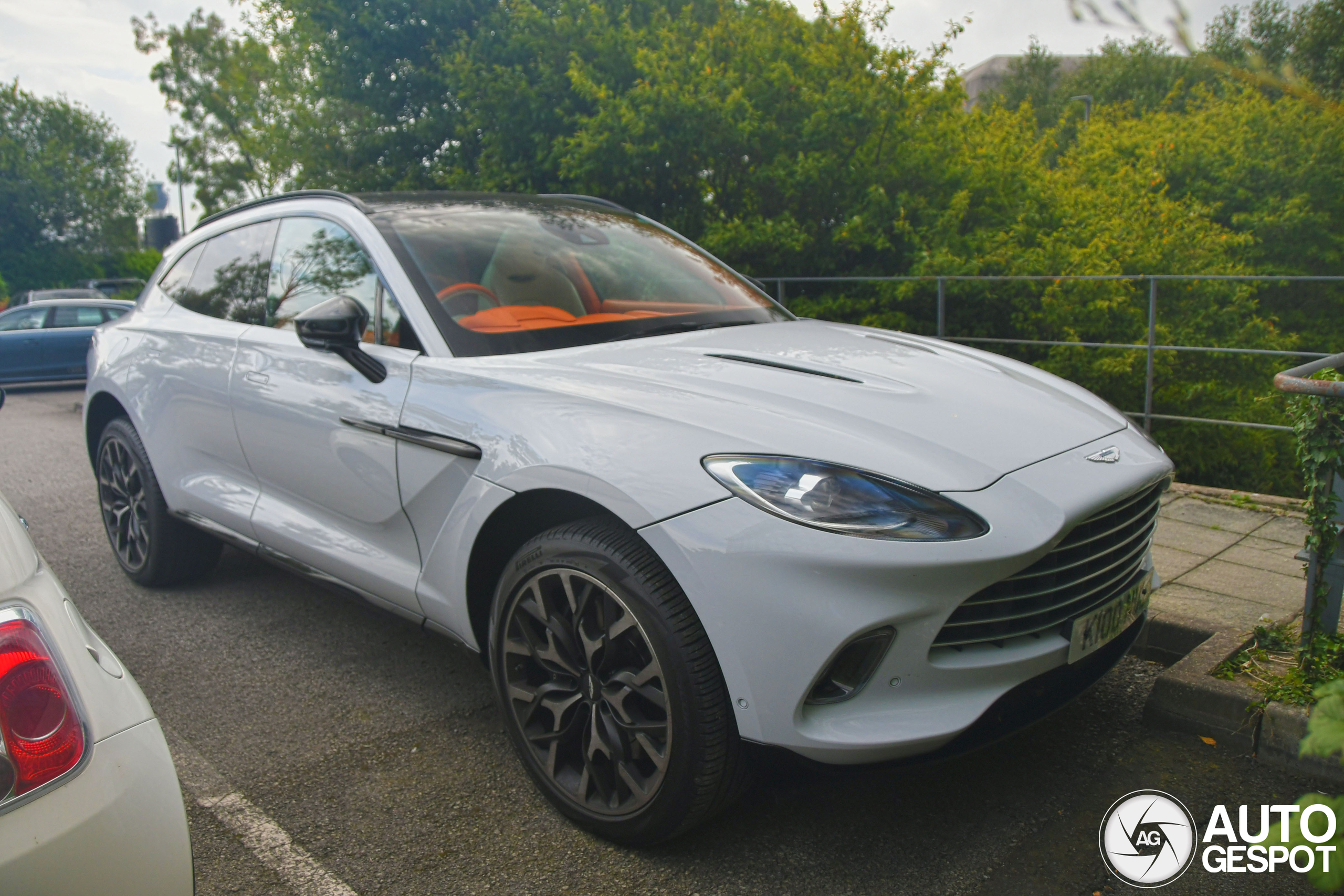 Aston Martin DBX