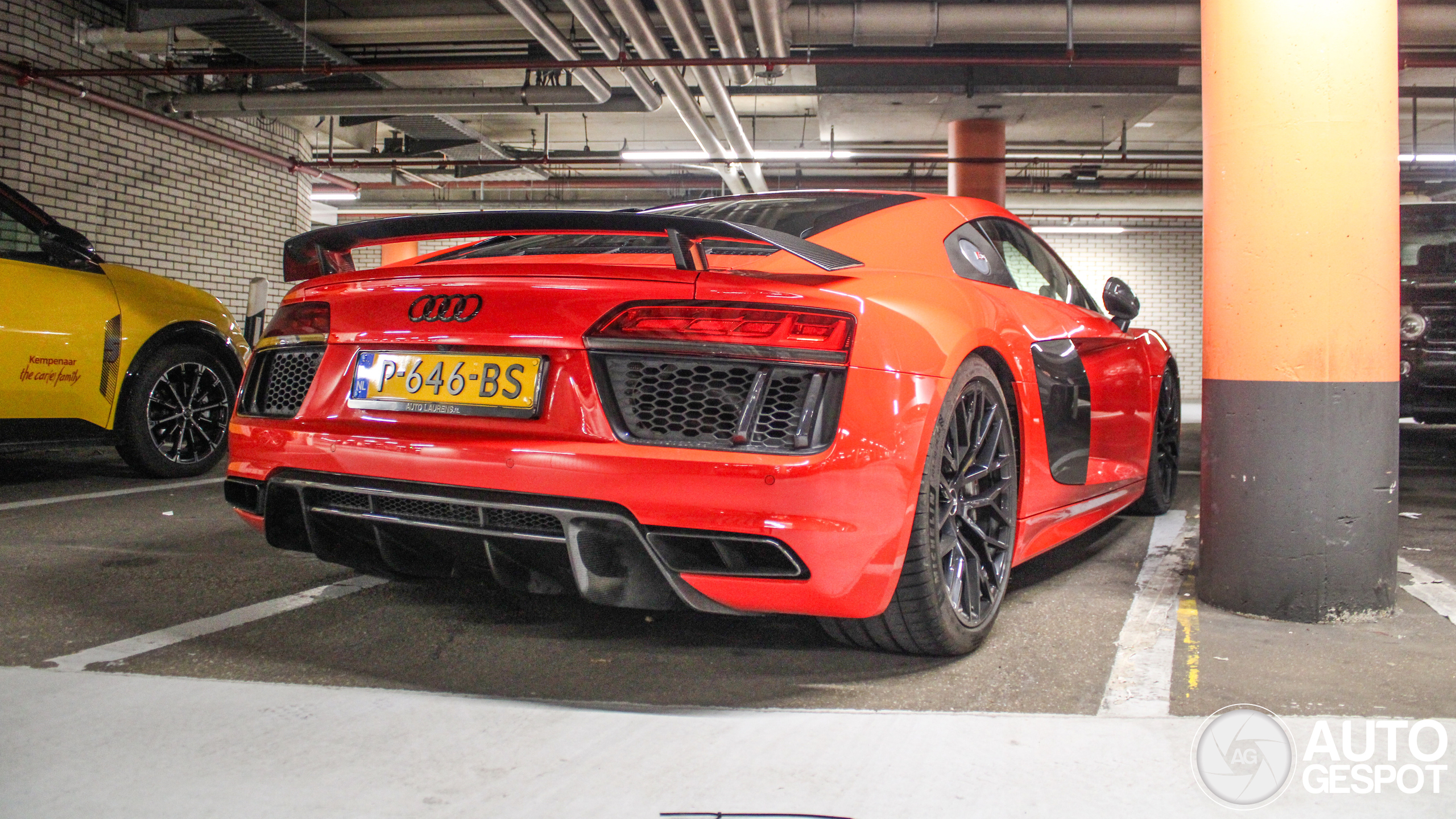 Audi R8 V10 Plus 2015