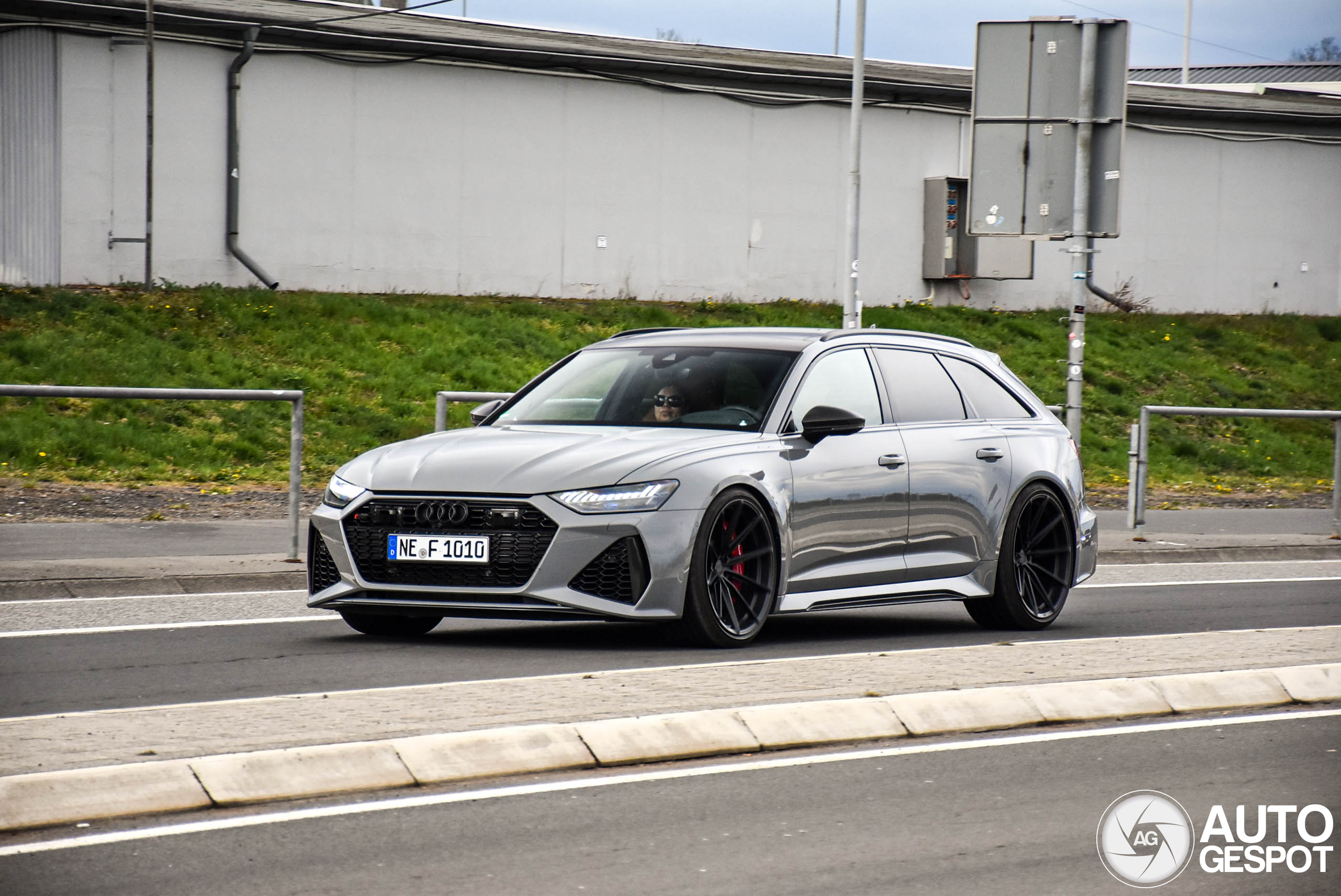 Audi RS6 Avant C8