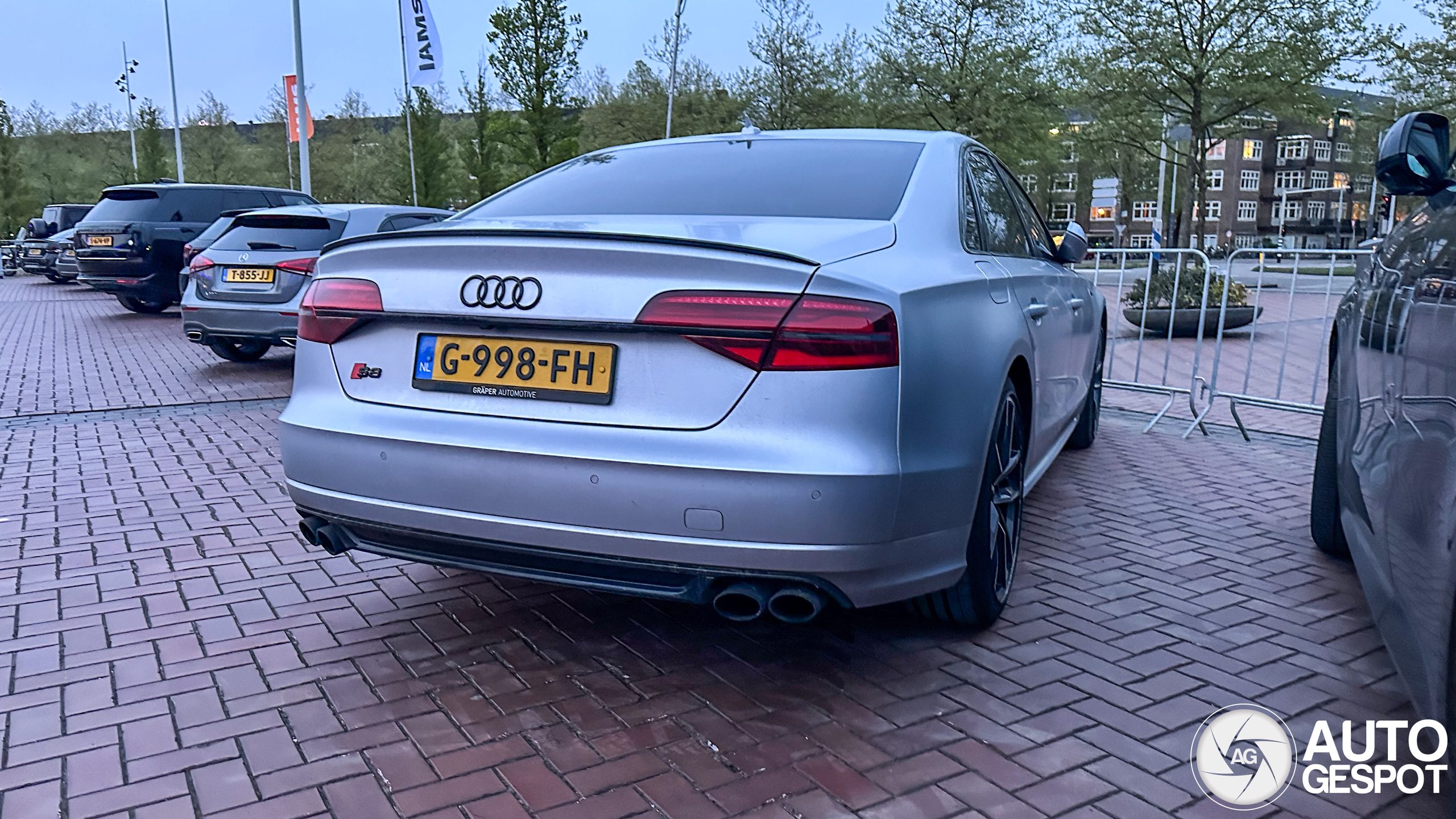 Audi S8 D4 Plus