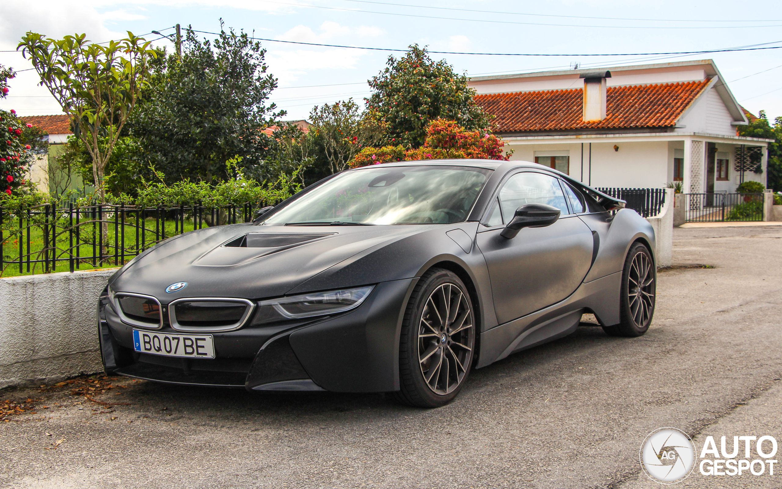 BMW i8