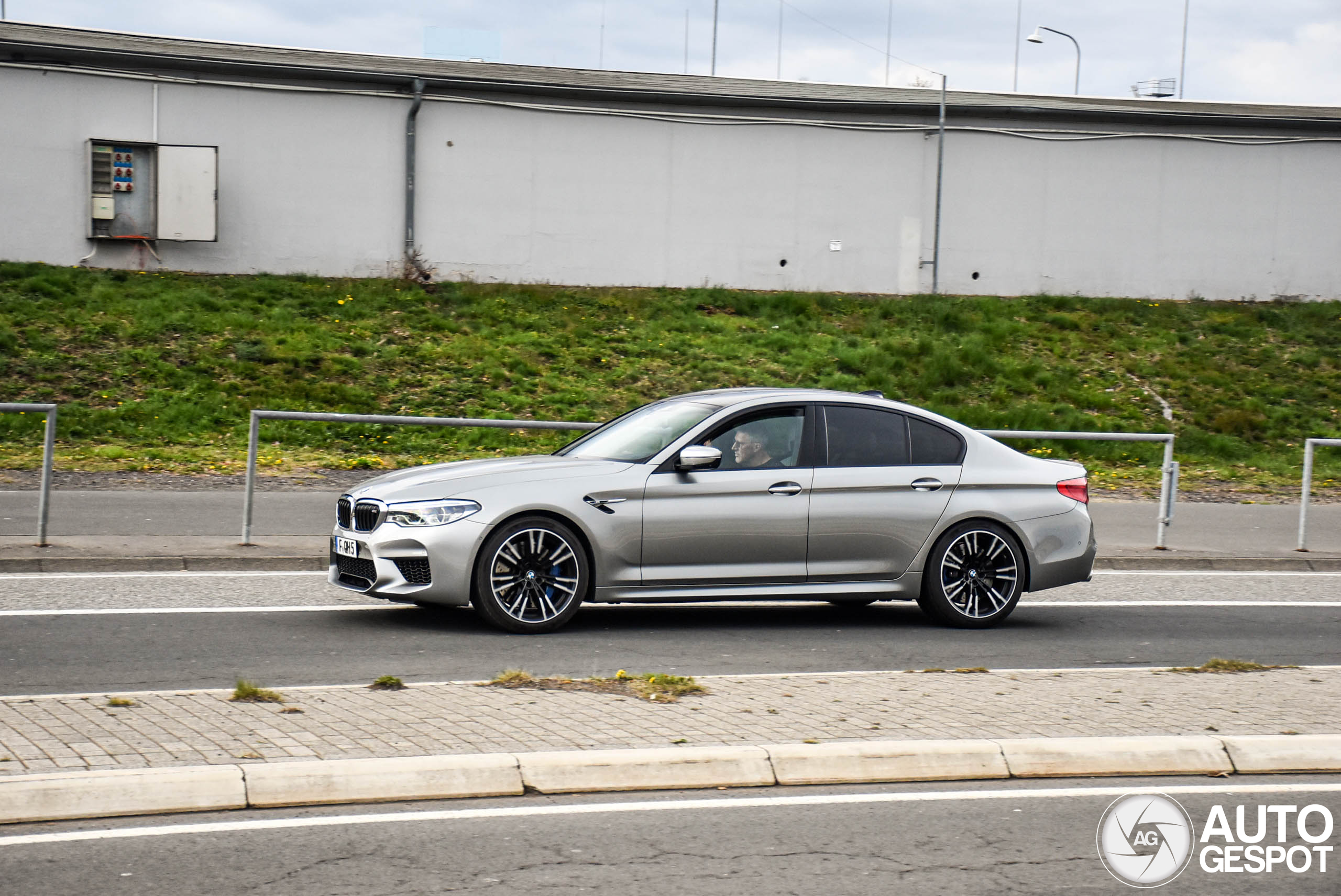 BMW M5 F90