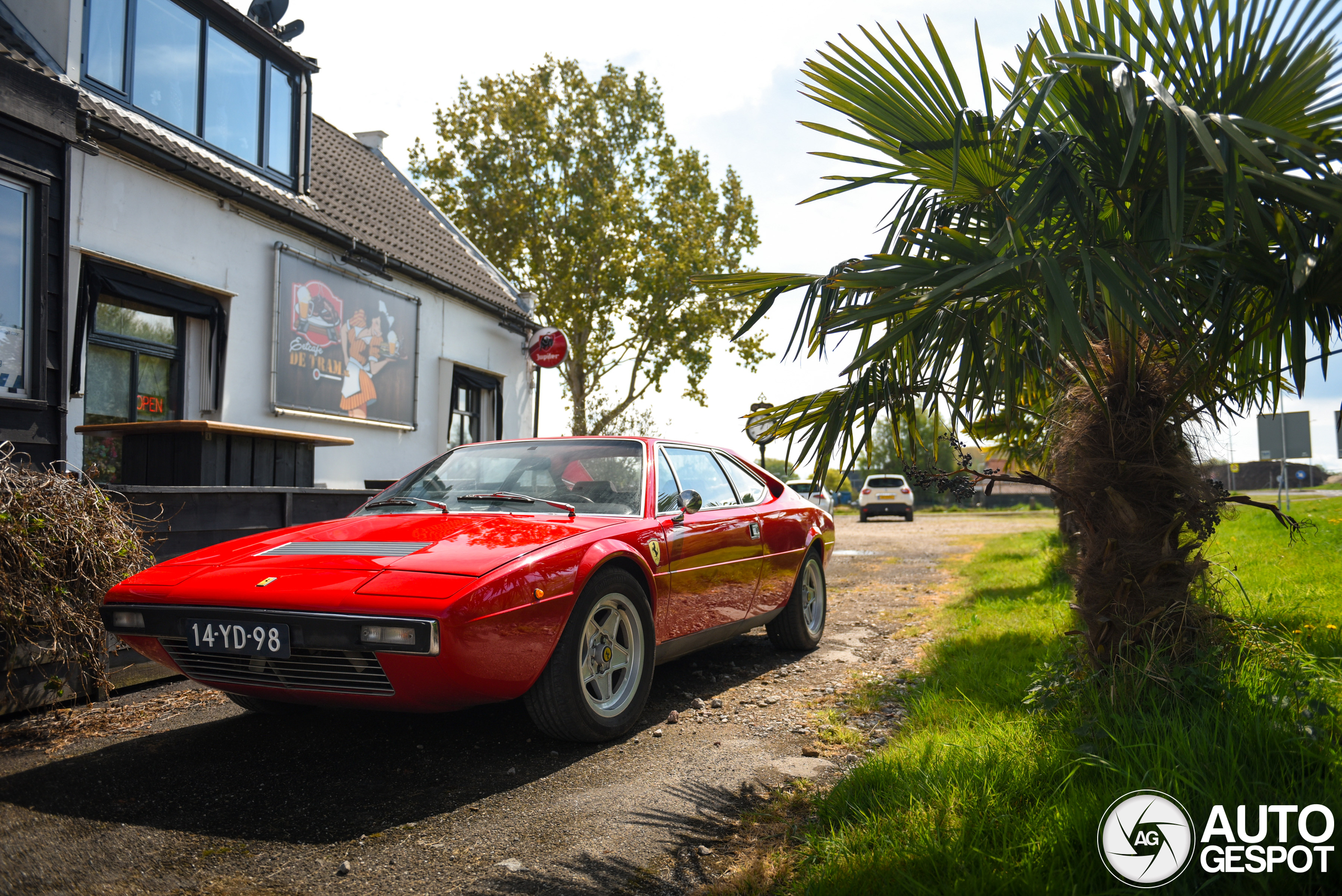 Ferrari Dino 208 GT4