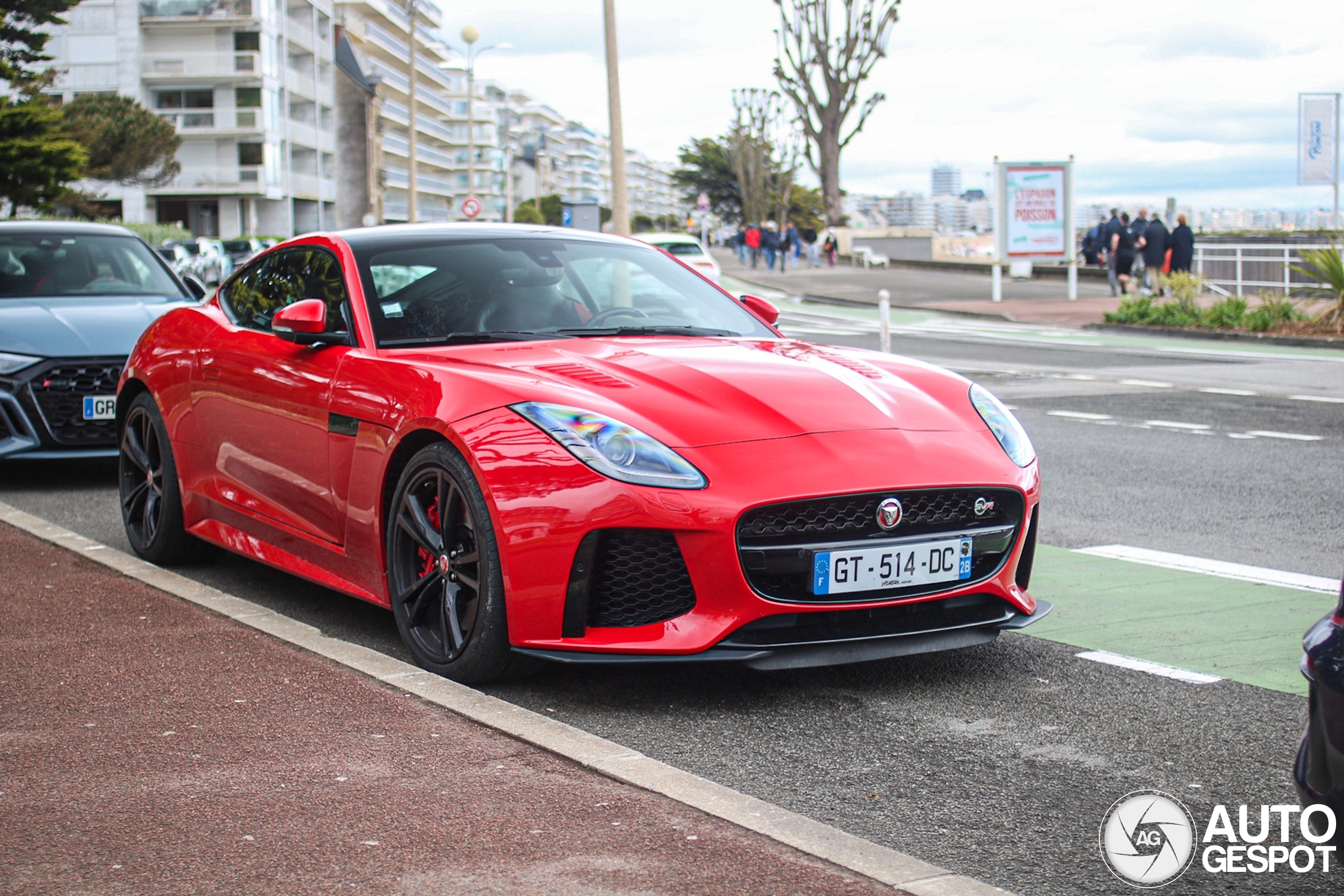 Jaguar F-TYPE SVR Coupé