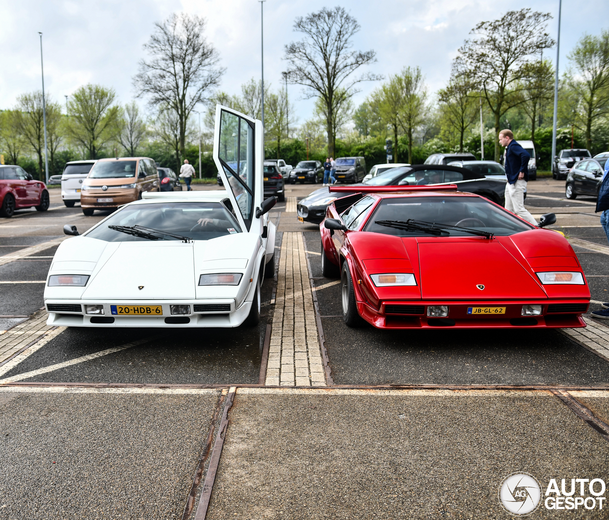 From Winterswijk to Utrecht: Following the journey of two Lamborghini Countachs