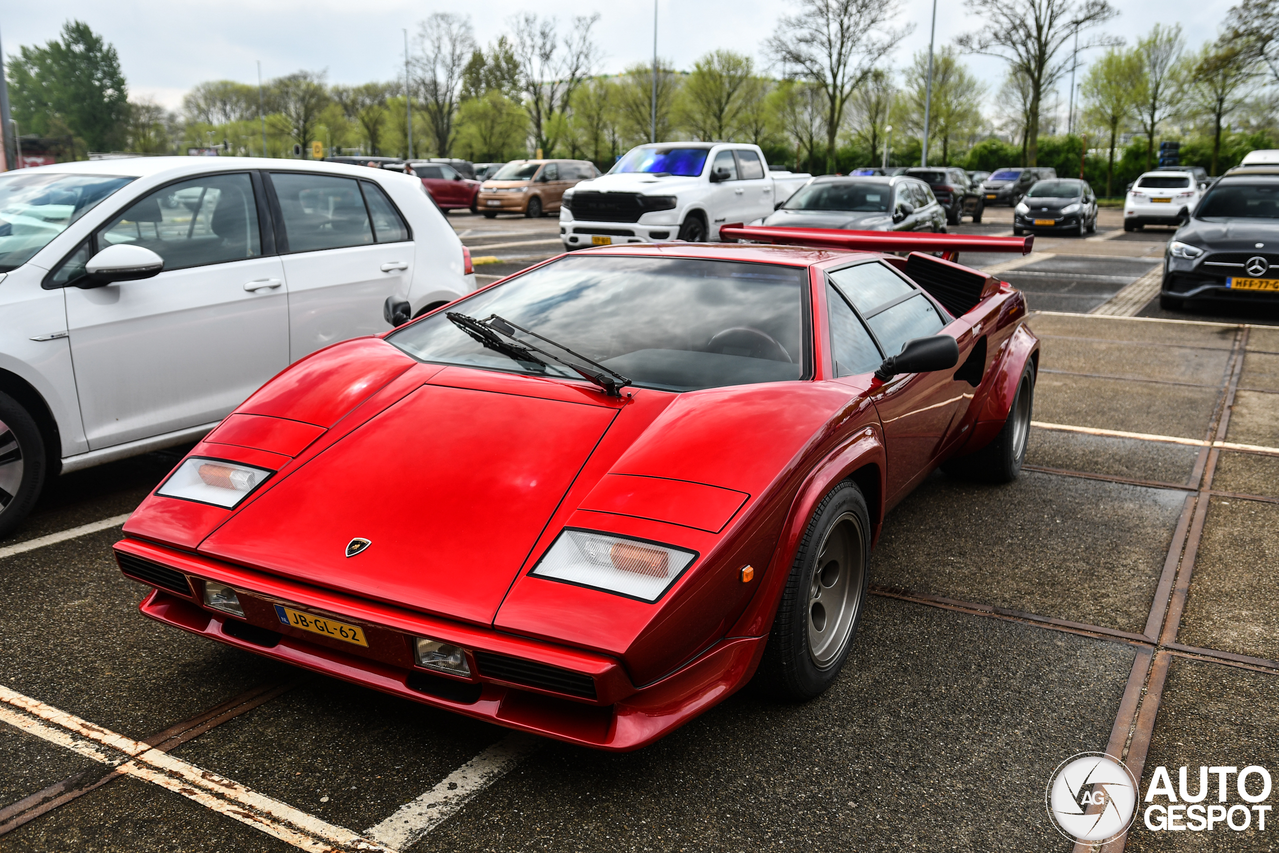 From Winterswijk to Utrecht: Following the journey of two Lamborghini Countachs