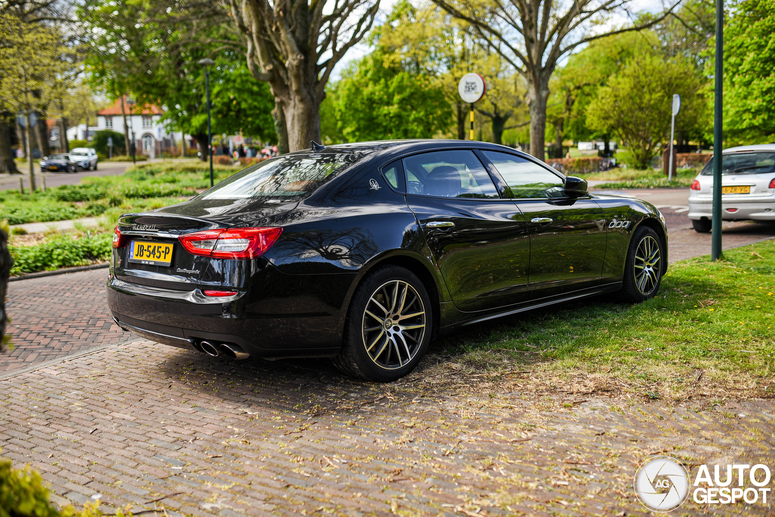 Maserati Quattroporte S Q4 2013