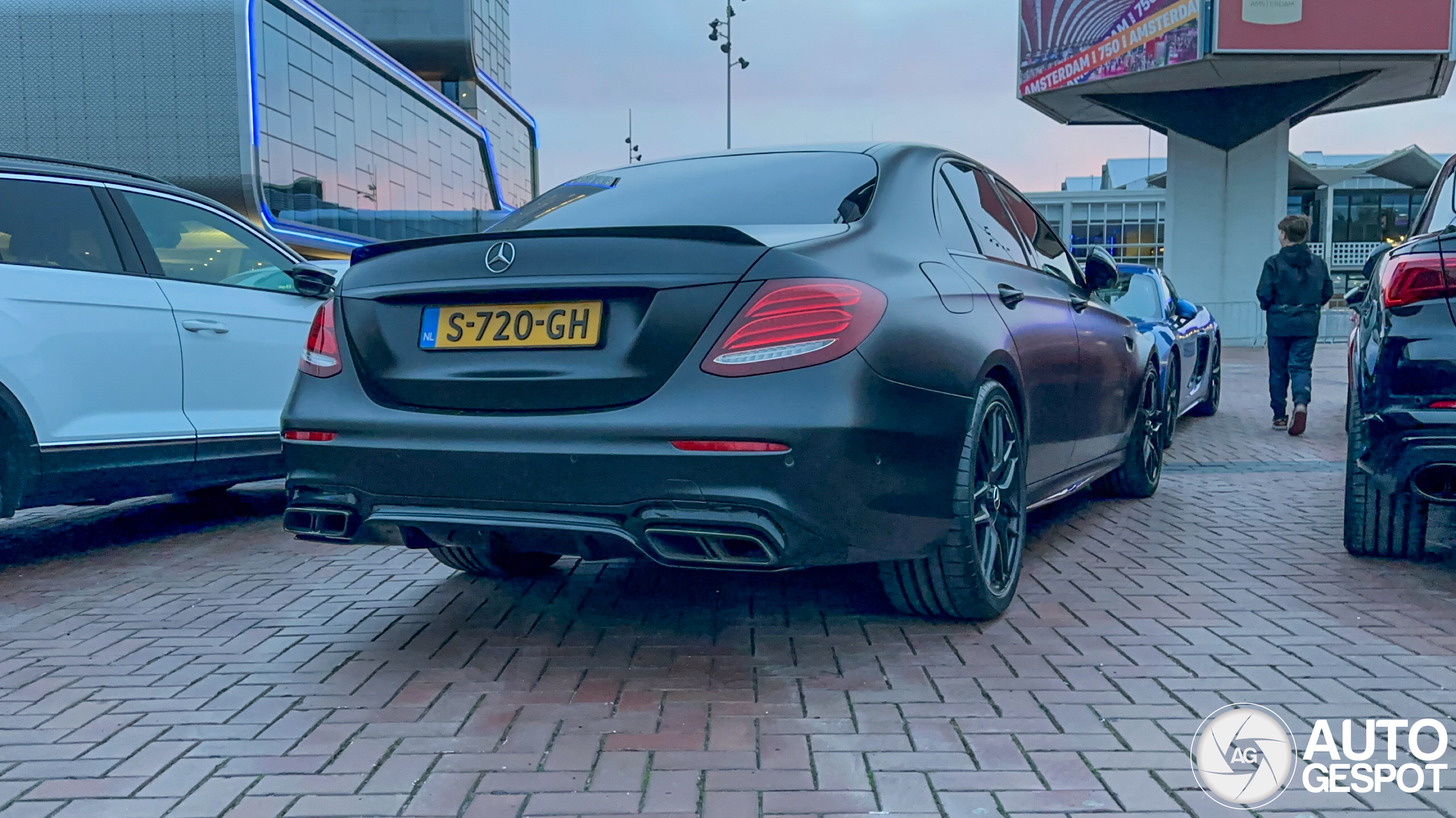 Mercedes-AMG E 63 S W213