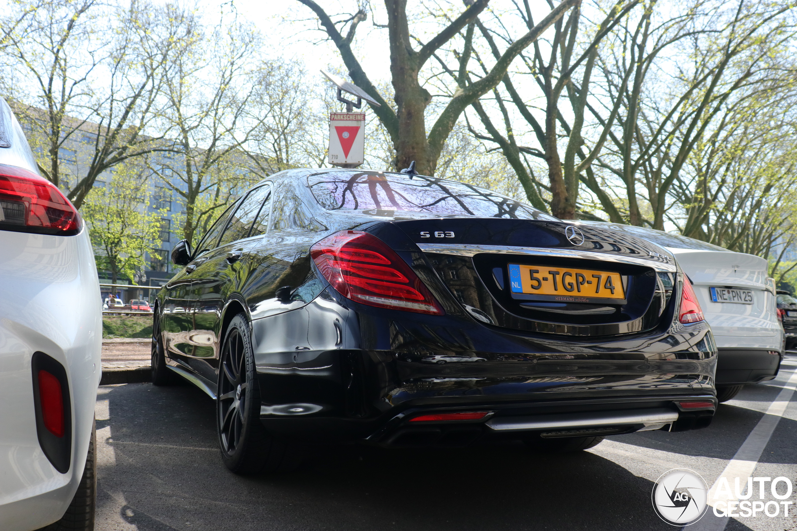 Mercedes-Benz S 63 AMG V222