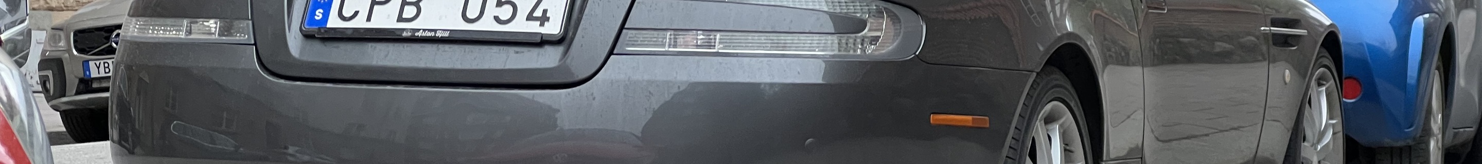 Aston Martin DB9