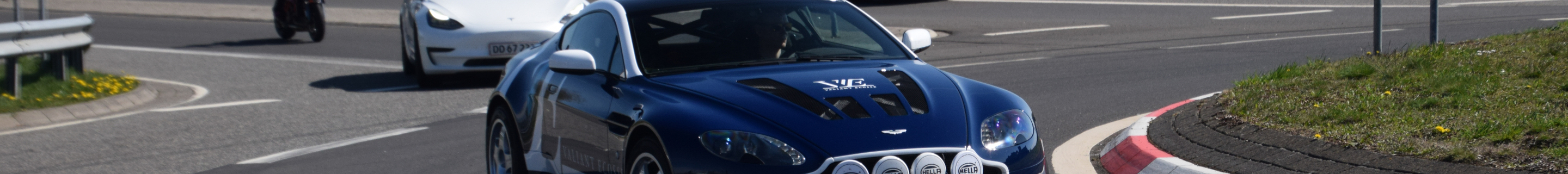 Aston Martin V8 Vantage