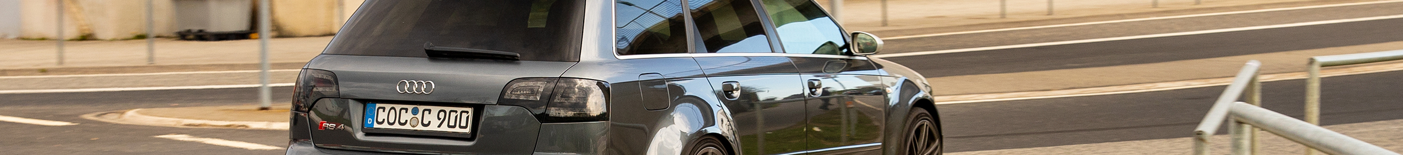 Audi RS4 Avant B7