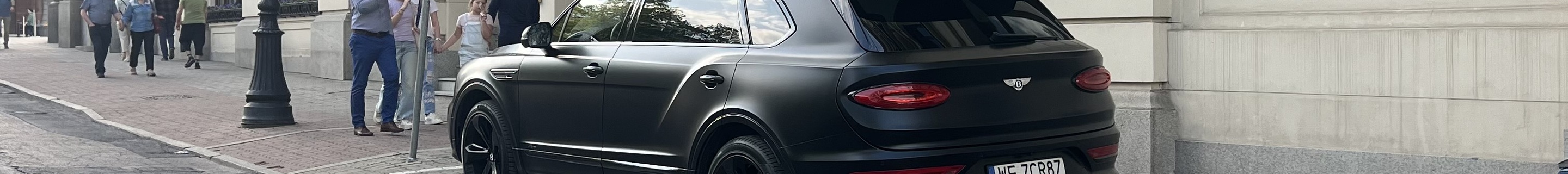 Bentley Bentayga Azure EWB 2024