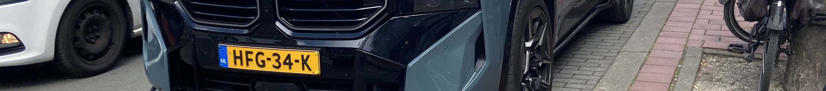 BMW XM G09