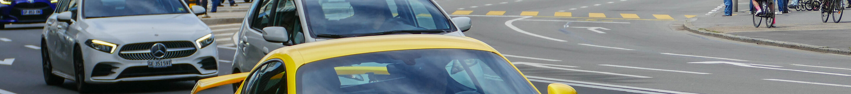Porsche 981 Cayman GT4