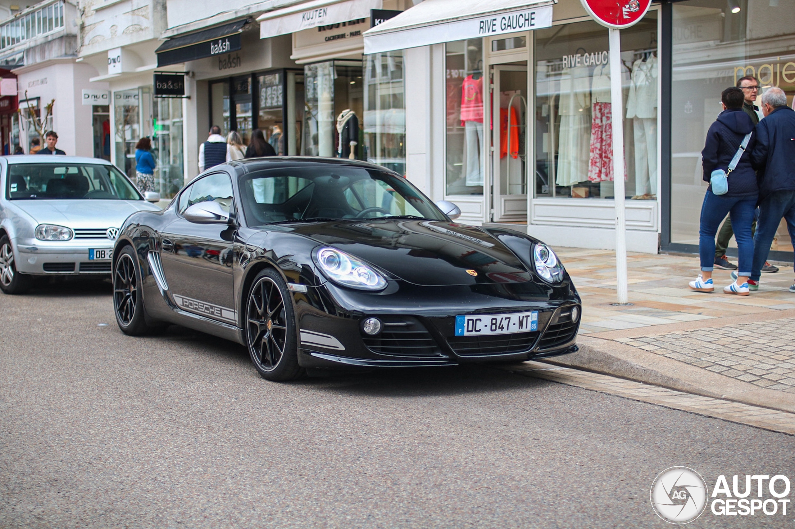 Porsche 987 Cayman R