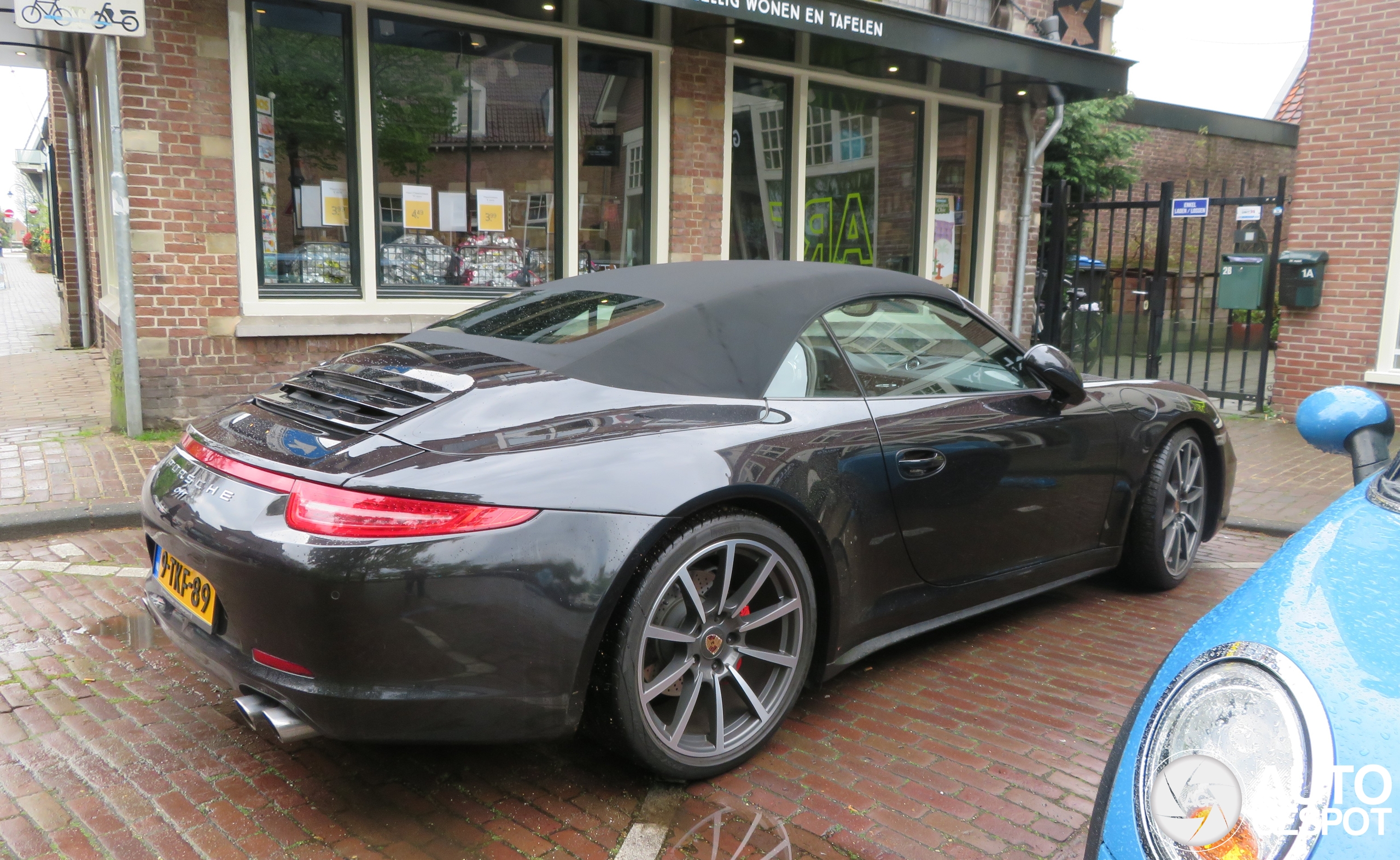 Porsche 991 Carrera 4S Cabriolet MkI