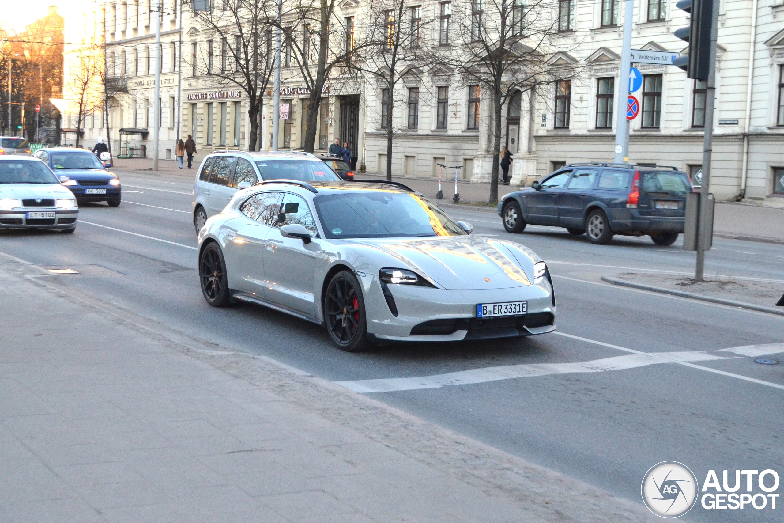 Porsche Taycan GTS Sport Turismo