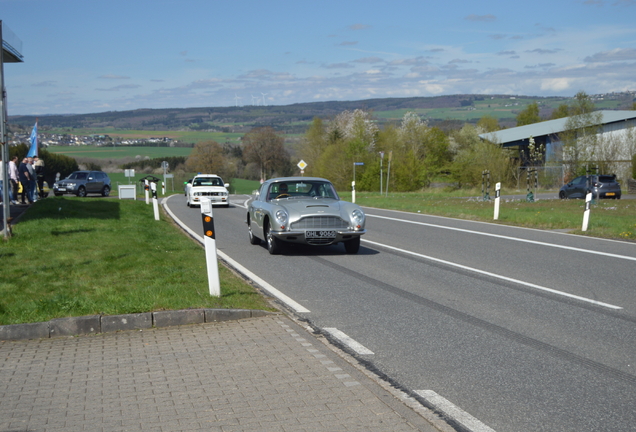 Aston Martin DB6 MKI