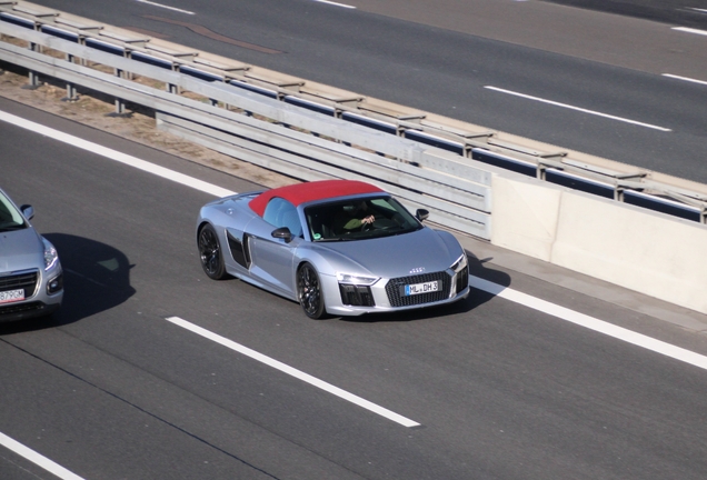 Audi R8 V10 Spyder 2016