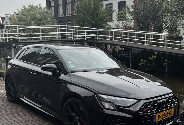 Audi RS3 Sportback 8Y