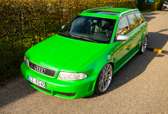 Audi RS4 Avant B5