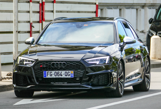 Audi RS4 Avant B9