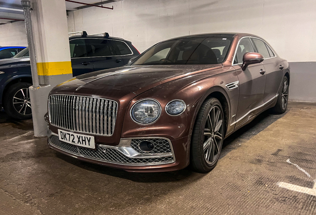 Bentley Flying Spur Hybrid Azure