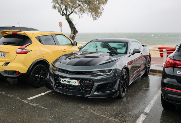 Chevrolet Camaro SS 2016 50th Anniversary