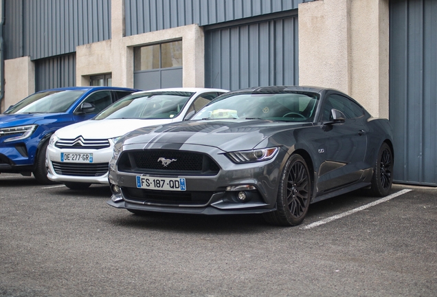 Ford Mustang GT 2015