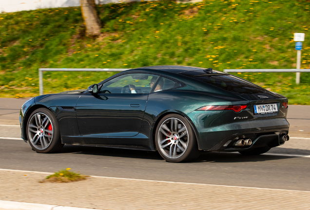 Jaguar F-TYPE R Coupé 2017