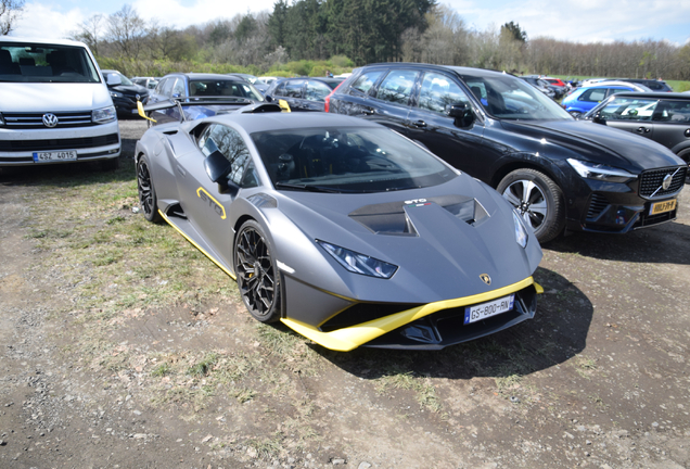 Lamborghini Huracán LP640-2 STO