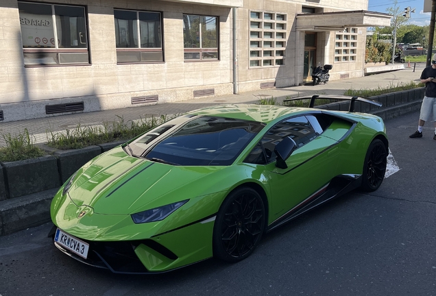 Lamborghini Huracán LP640-4 Performante