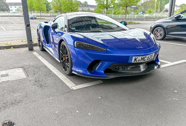 McLaren GT