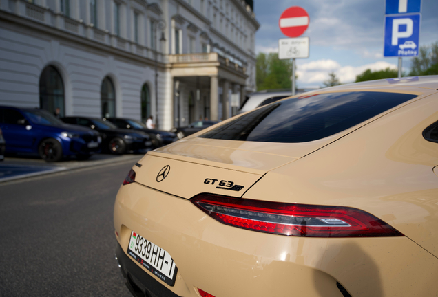 Mercedes-AMG GT 63 S X290