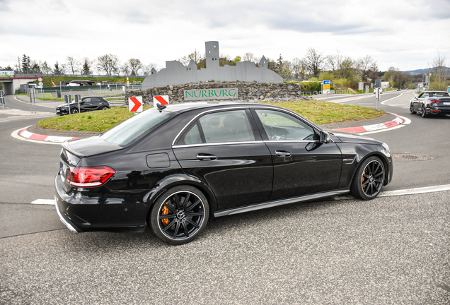 Mercedes-Benz E 63 AMG S W212
