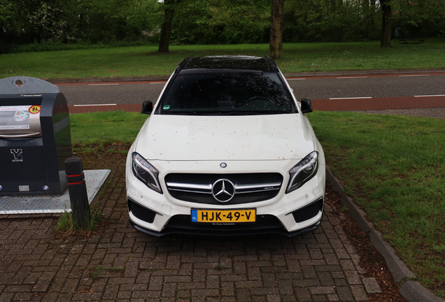 Mercedes-Benz GLA 45 AMG X156