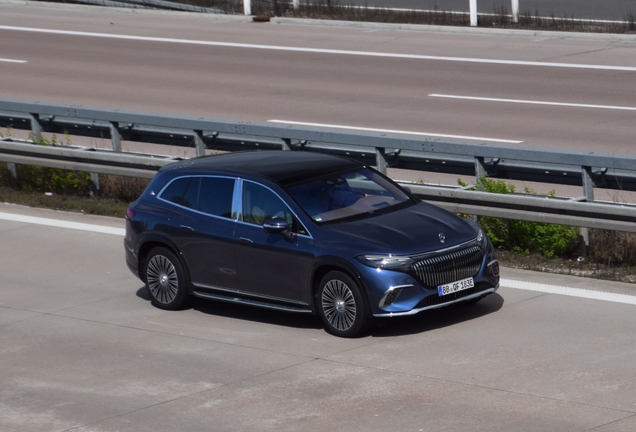 Mercedes-Maybach EQS 680 SUV