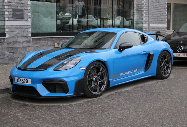 Porsche 718 Cayman GT4 RS Weissach Package