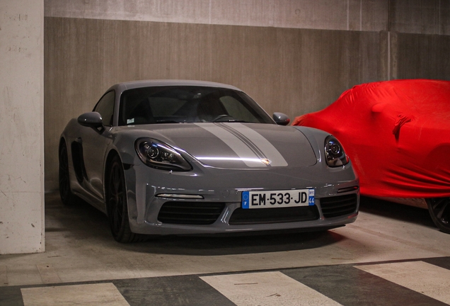 Porsche 718 Cayman S