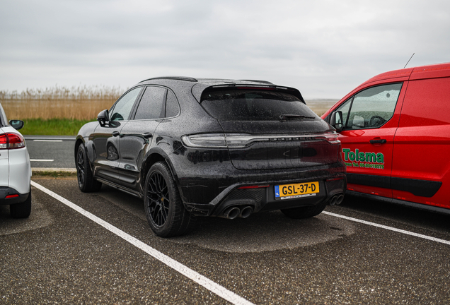 Porsche 95B Macan GTS MkIII