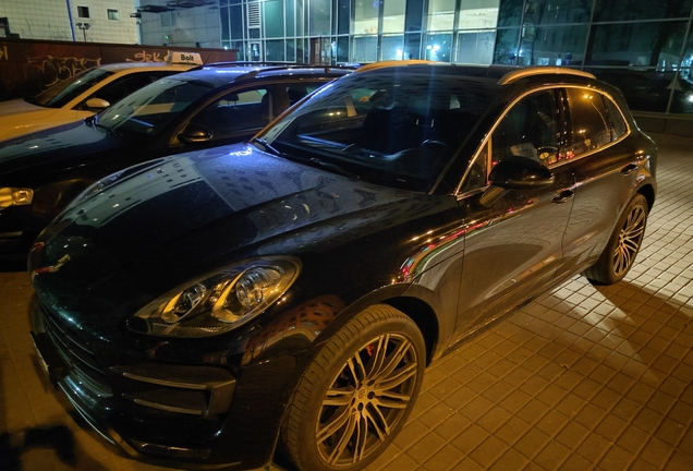 Porsche 95B Macan Turbo