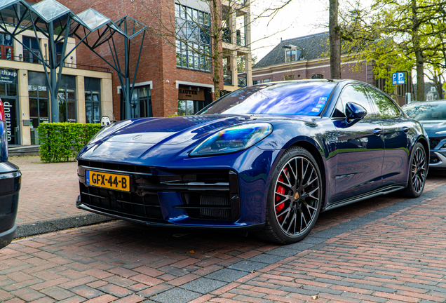 Porsche 972 Panamera Turbo E-Hybrid