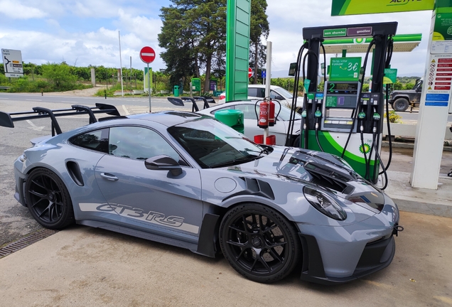 Porsche 992 GT3 RS Weissach Package