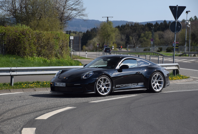 Porsche 992 S/T